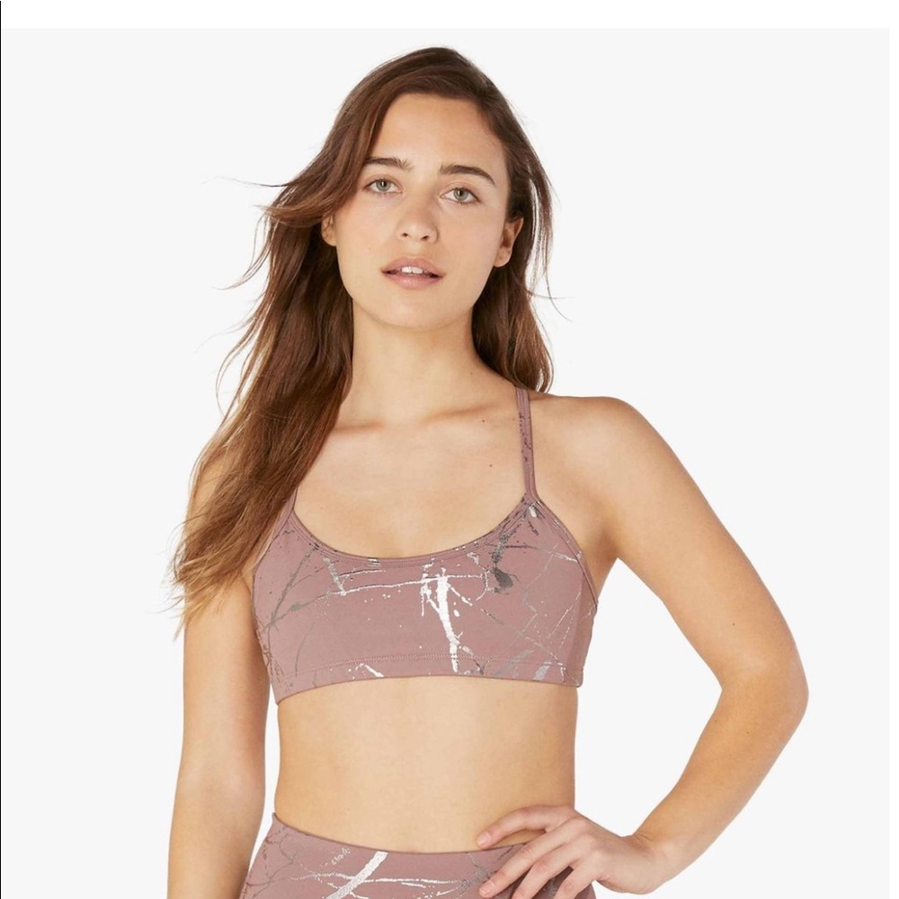 NWT Beyond Yoga Marble Print Bra